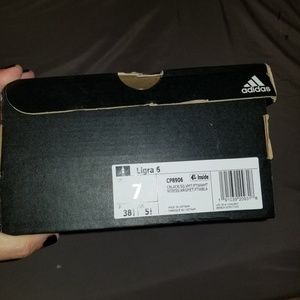 Libra 6 volleyball shoes